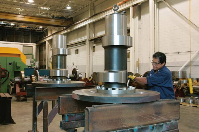 Assembly - Oil & Gas - Gear Crank with Bolts